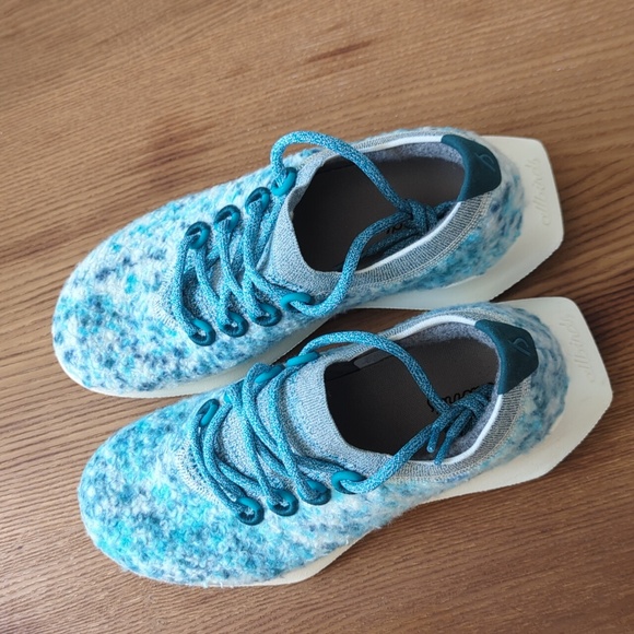 ⭐ Allbirds Women's Wool Dasher Fluffs - Picture 6 of 10